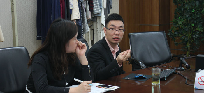 劉潭服裝與單仁學院互聯網專家聯合作付費推廣專題輔導